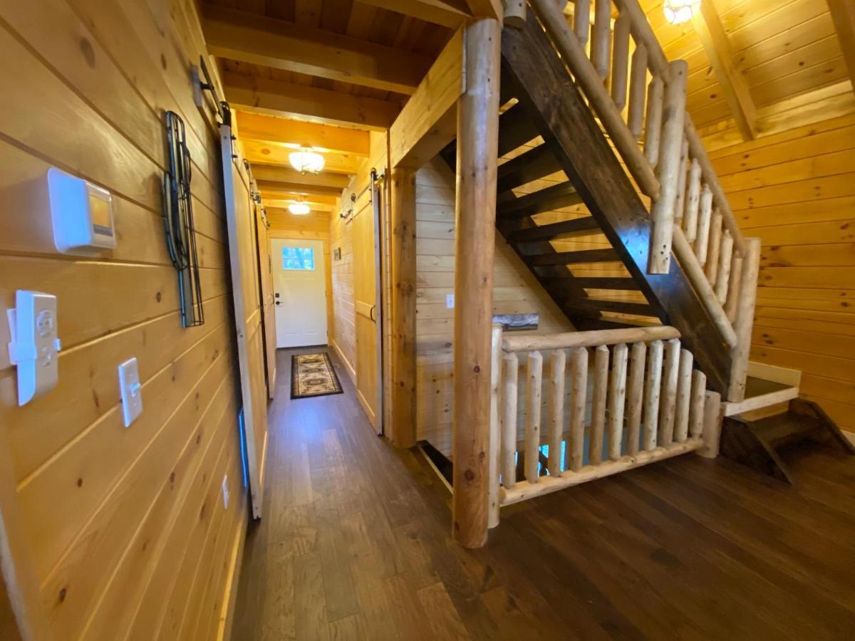 Pine Creek Cabins & Camping Resort South Bloomingville Екстериор снимка