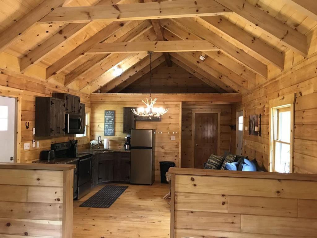 Pine Creek Cabins & Camping Resort South Bloomingville Екстериор снимка